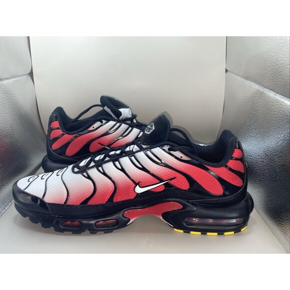 Nike Air Max Plus TN Pure Platinum University Mens 15 Red Black DM0032-017 NWOB main image 6
